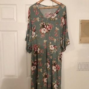 Dwell and Slumber Sage Caftan